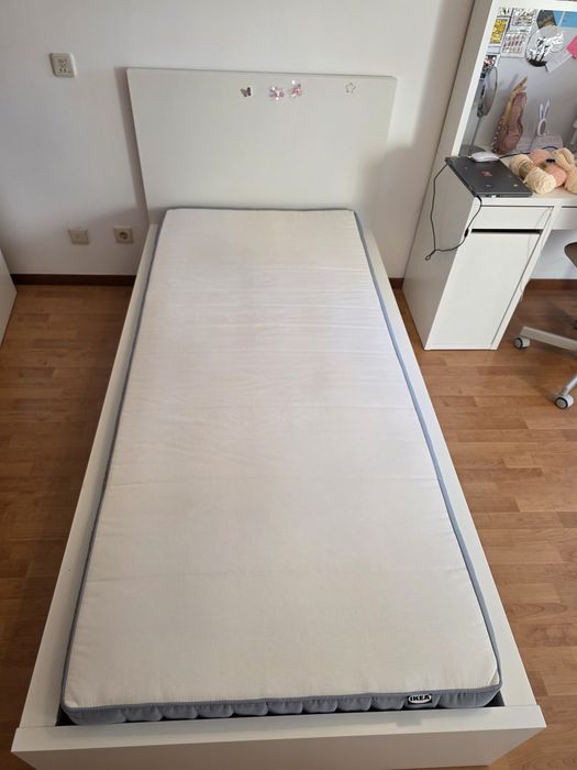 Cama solteiro com colchão