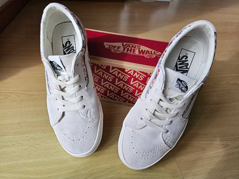 Tenis Vans Vintage Floral Marshmallow