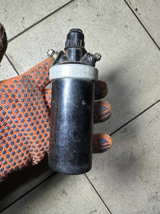 Катушка зажигания 12В  МТ-10  "Днепр"  "Урал"  НОВАЯ