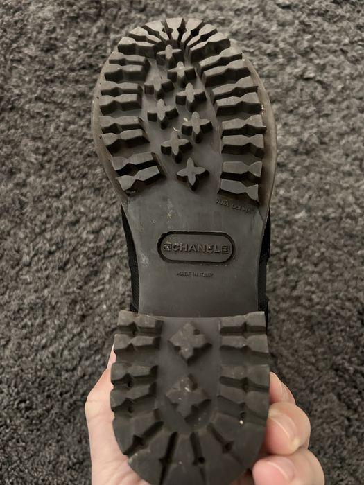 Botas Chanel em pele preto