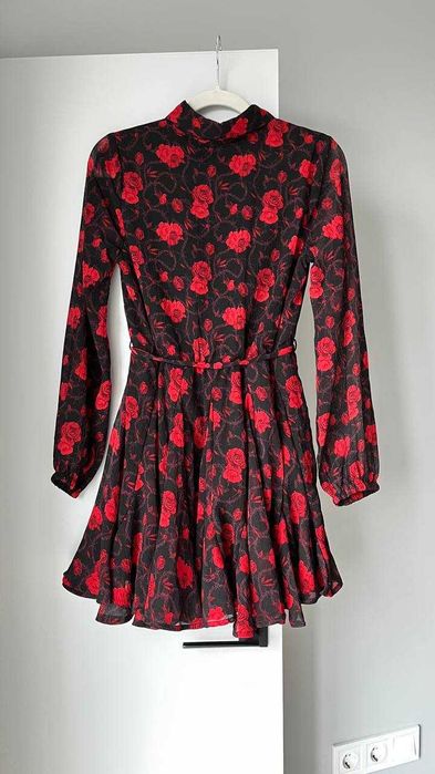 Сукня Cropp в квітковий принт