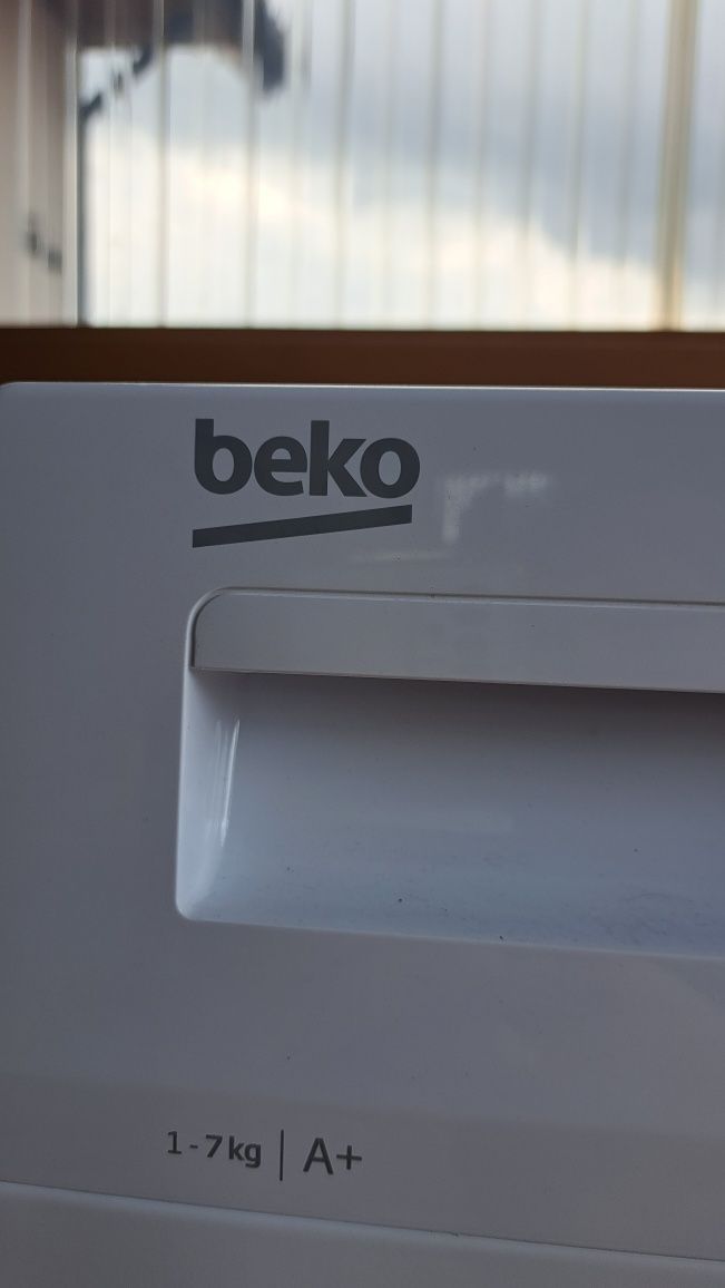 Suszarka Beko Slim 7 kg MDF7312XW