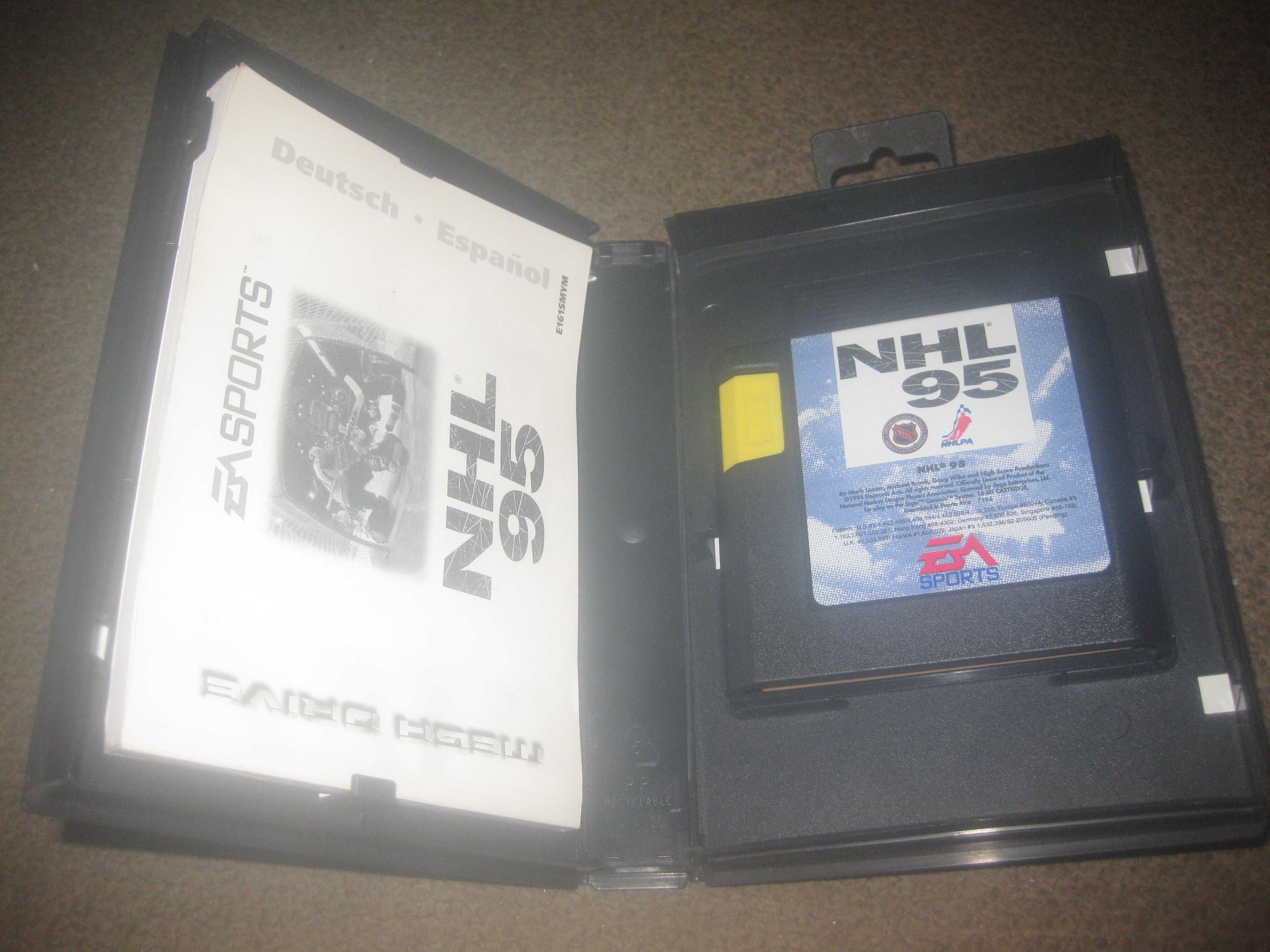 Jogo "NHL 95" para Sega Mega Drive/Completo!