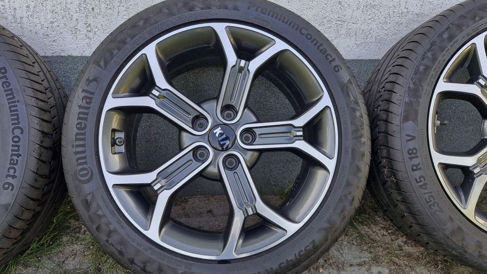 Oryginalne koła felgi Kia X ceed, 235/45 R18 Continental letnie .