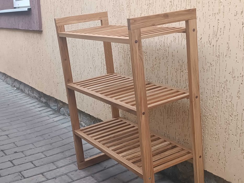 Полка для взуття, полиця для взуття, підставка для взуття.