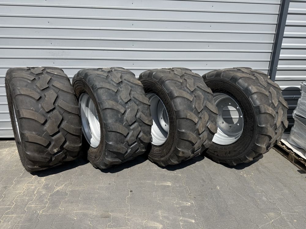 Komplet 4 kół 560/45R22.5 8 szpilek radialne jak nowe 560/45/22.5