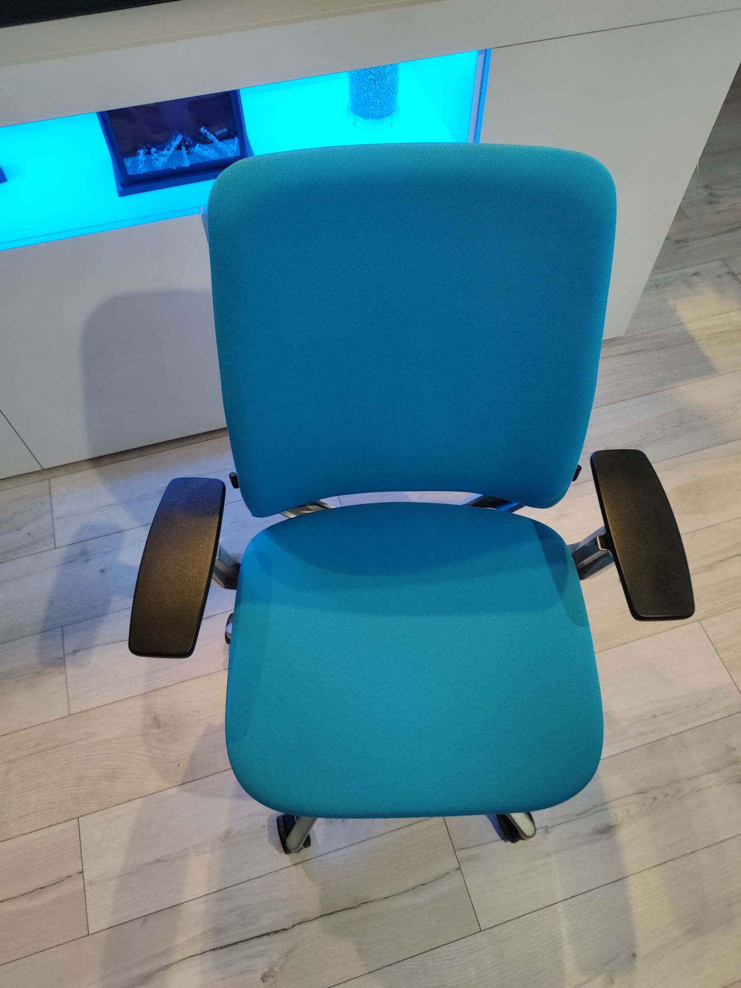 Steelcase Amia full opcja Lumbar support fotel klasy Premium