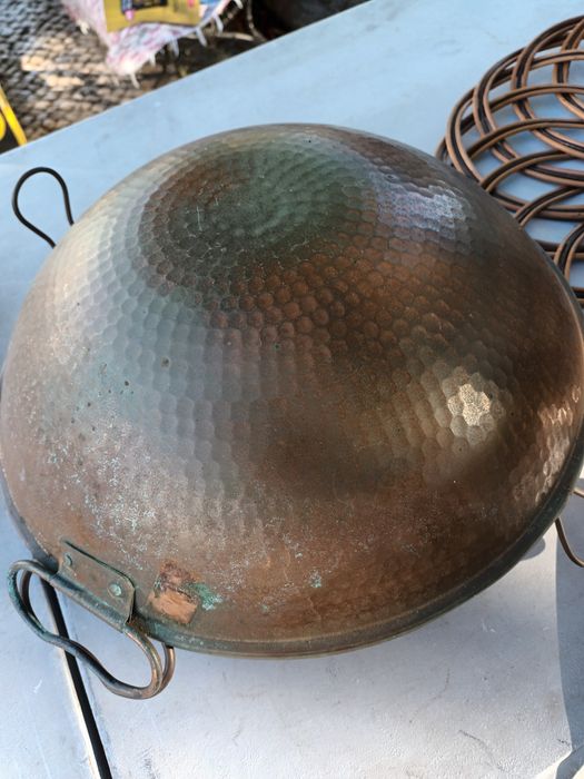 Cataplana em cobre em excelente estado apenas precisa de ser polida