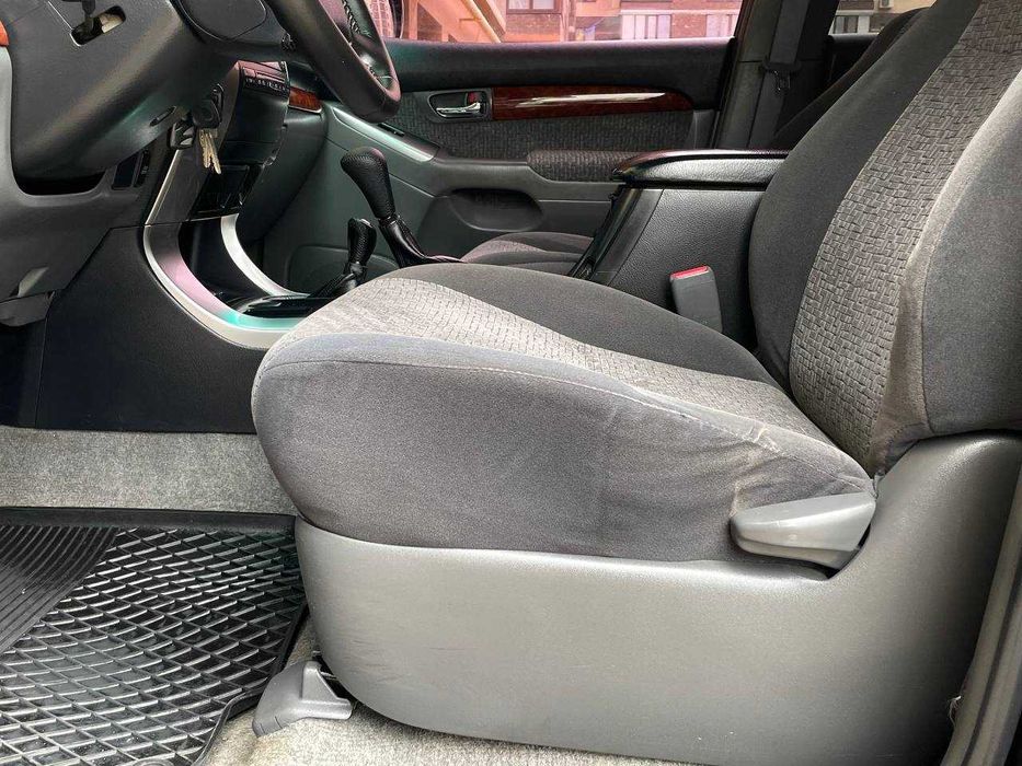 Продам  Toyota Land Cruiser Prado 2006. Можна в розстрочку, під викуп.