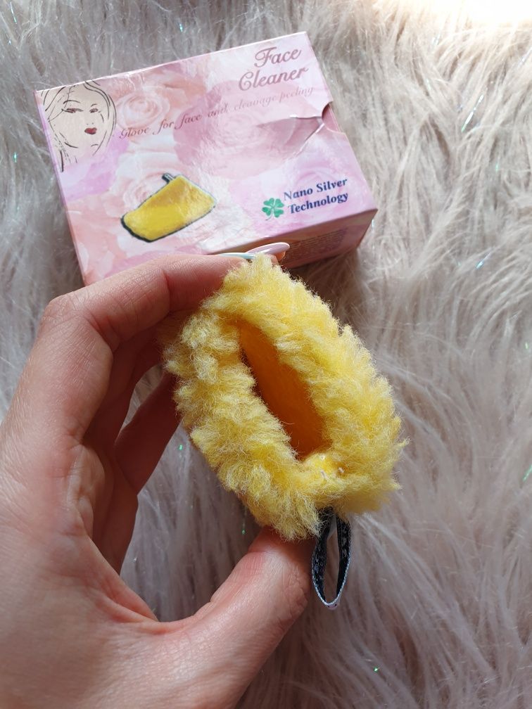 Raypath rękawiczka do peelingu twarzy i dekoltu FACE CLEANER nano