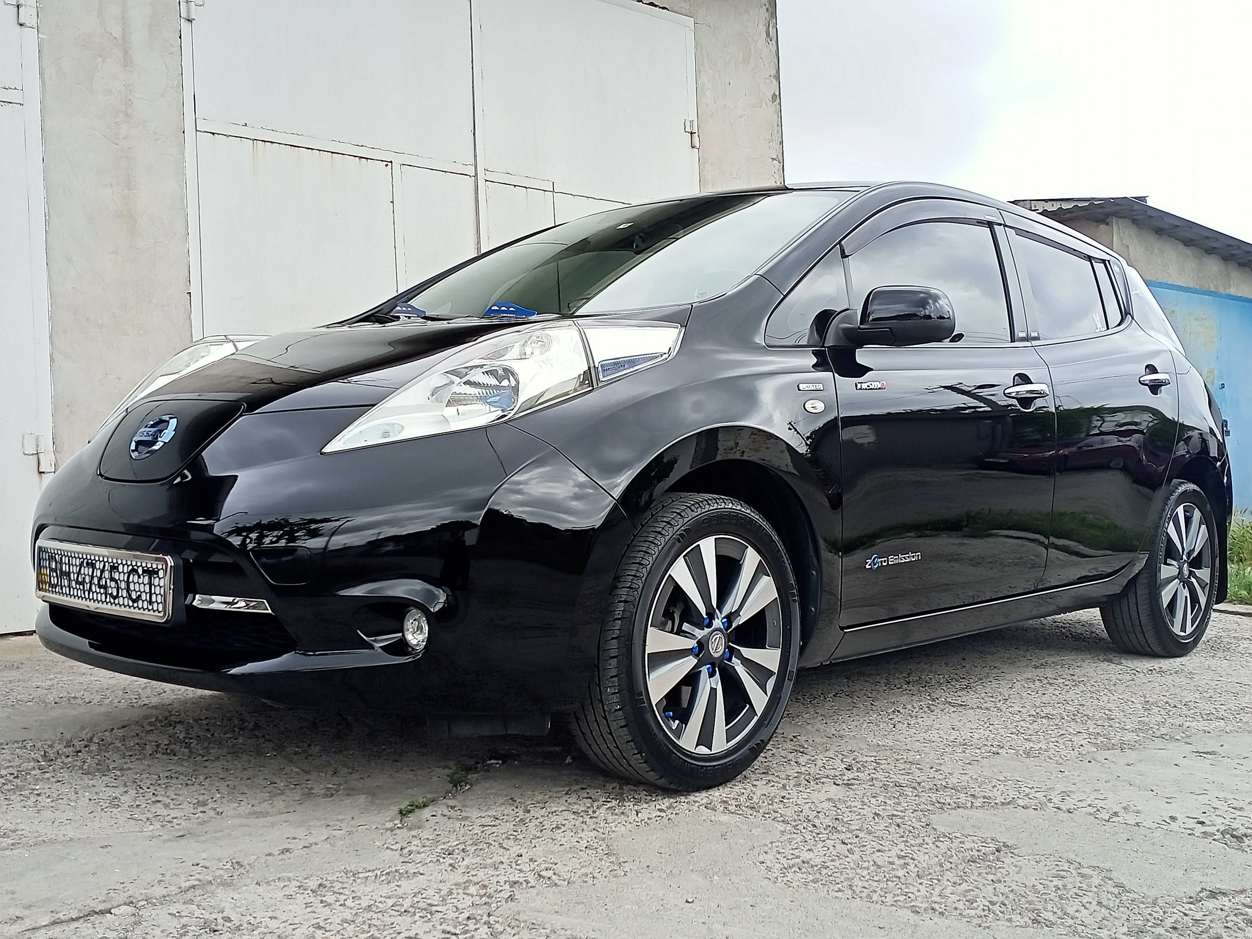 Продам свой NISSAN LEAF - электро, в идеальном состоянии!