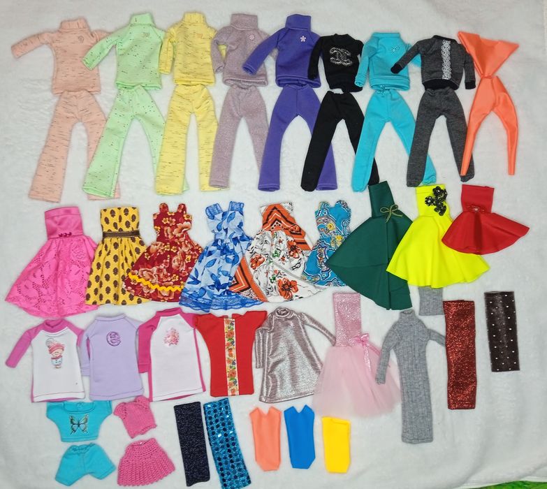 Одяг лялькам Барбі