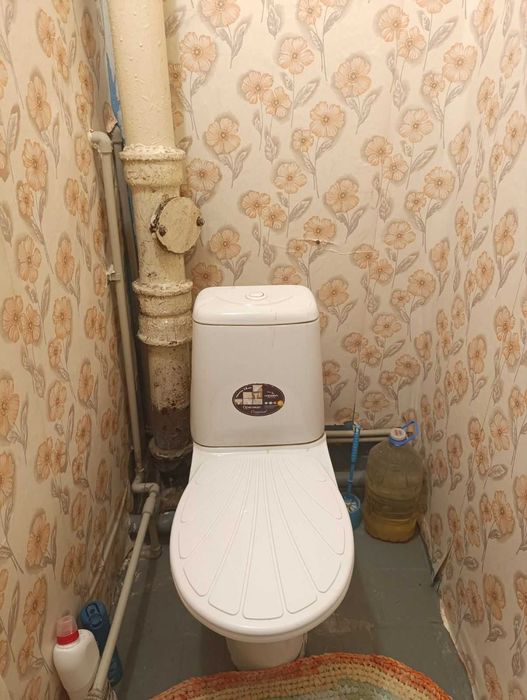 Однокімнатна квартира з автономним опаленням!