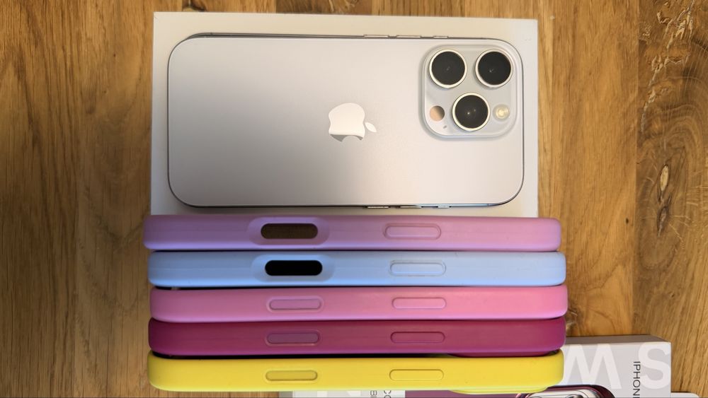 iPhone 16 Pro 128GB ! Idealny ! White Titanium | Dużo case w zestawie