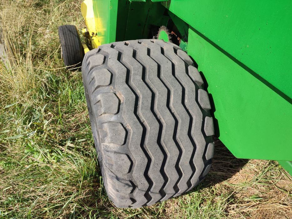 John Deere 575/590 części