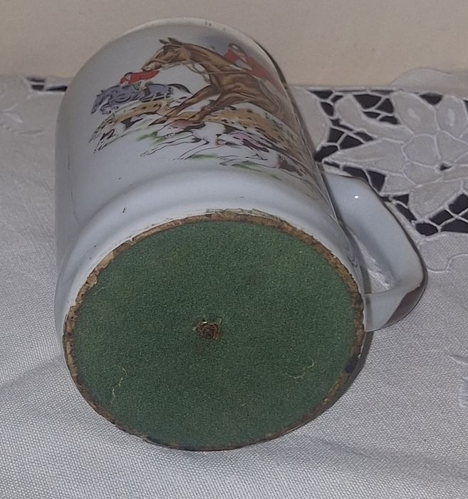 Varias peças antigas, desde 6€.
