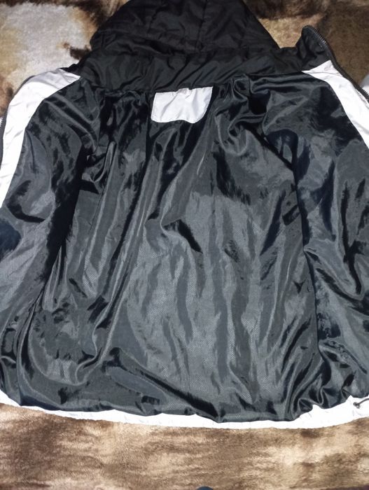 Куртка на хлопця