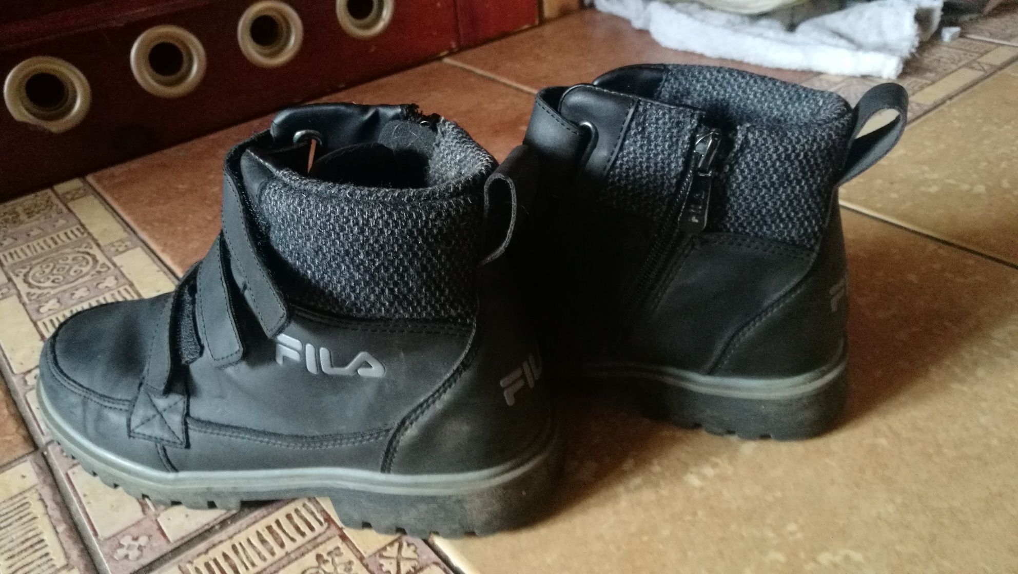 Buty zimowe FILA r.36 ocieplane, rzepy + zamek