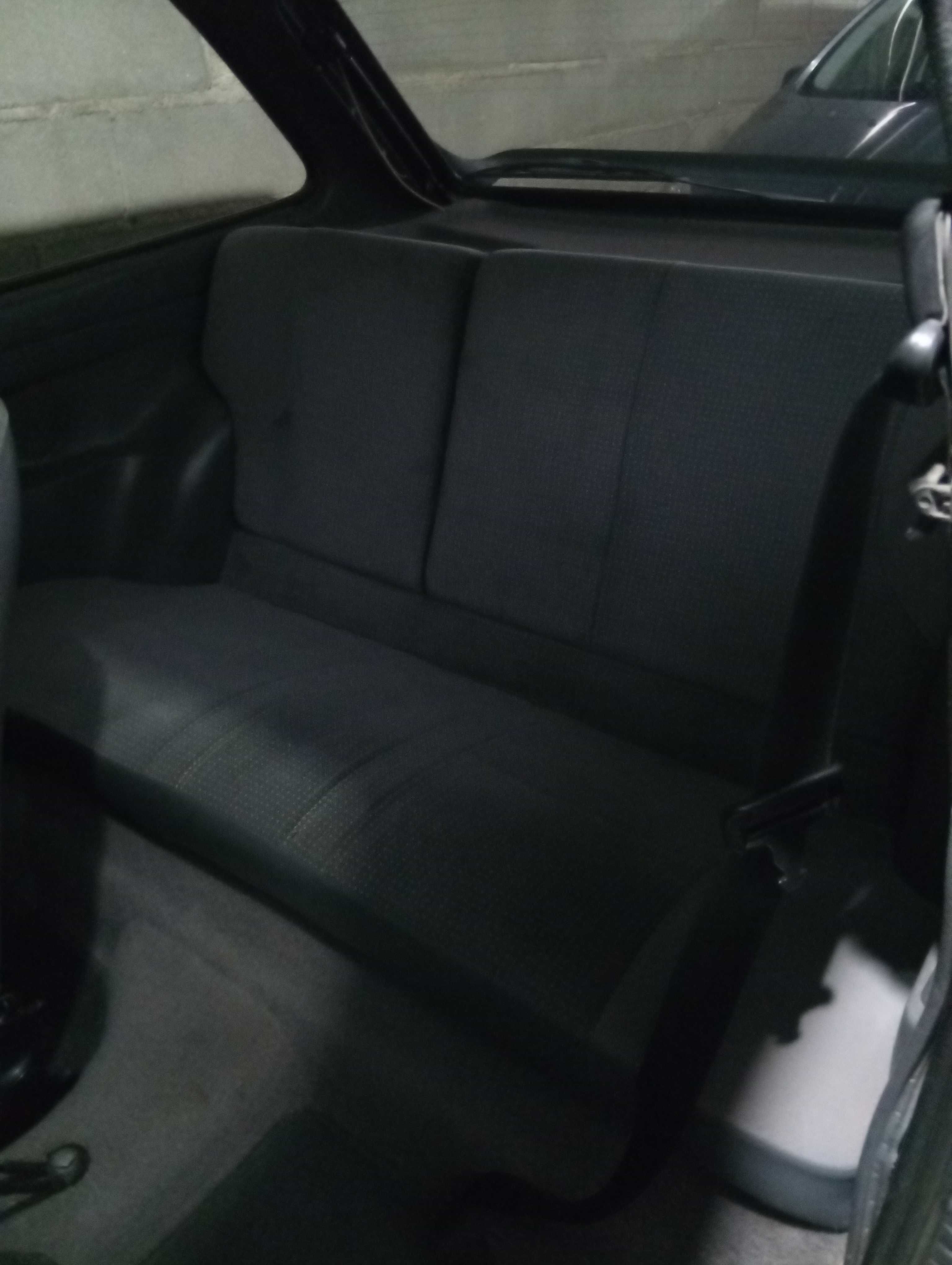 Venda Ford Fiesta 1.1 Ghia -  Fech. C/S tecto abrir