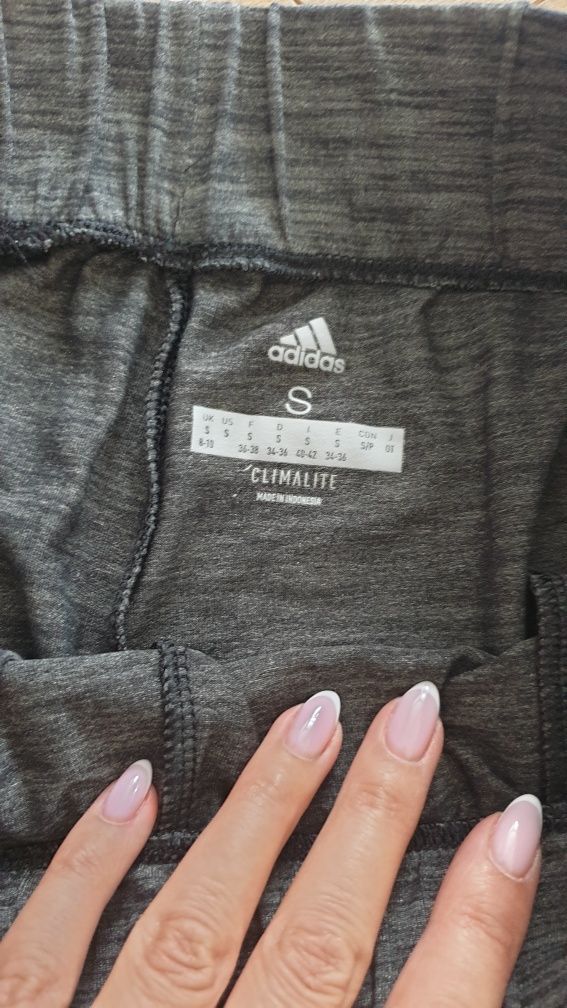 Adidas spodnie dresowe roz S-M