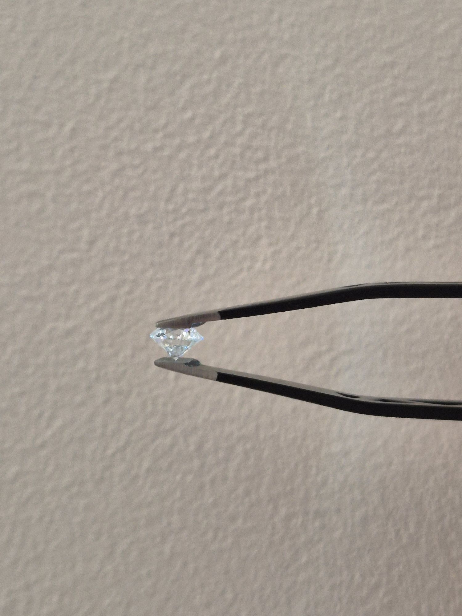 Diament szlif brylant 0,5 ct D VVS2 Ideal