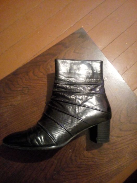 Чобітки жіночі, напівчоботи весна-осінь.