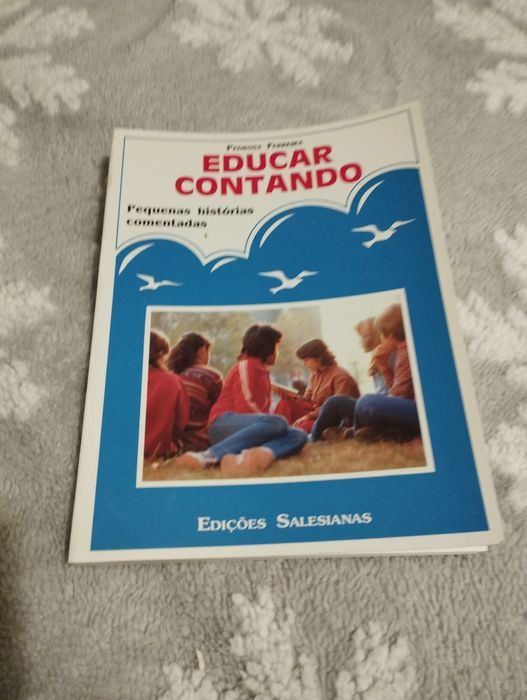 Livro "Educar Contando"