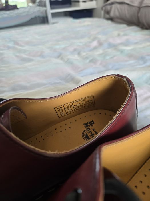 Glany dr. Martens bordowe