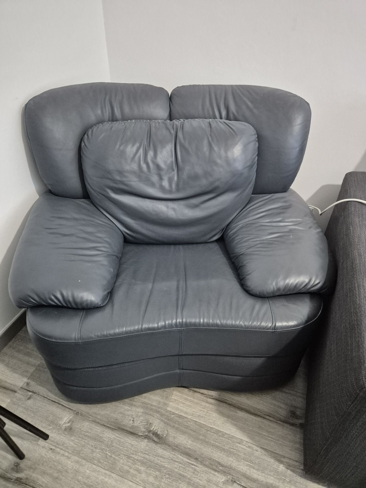2 poltronas- 350 euros negociáveis