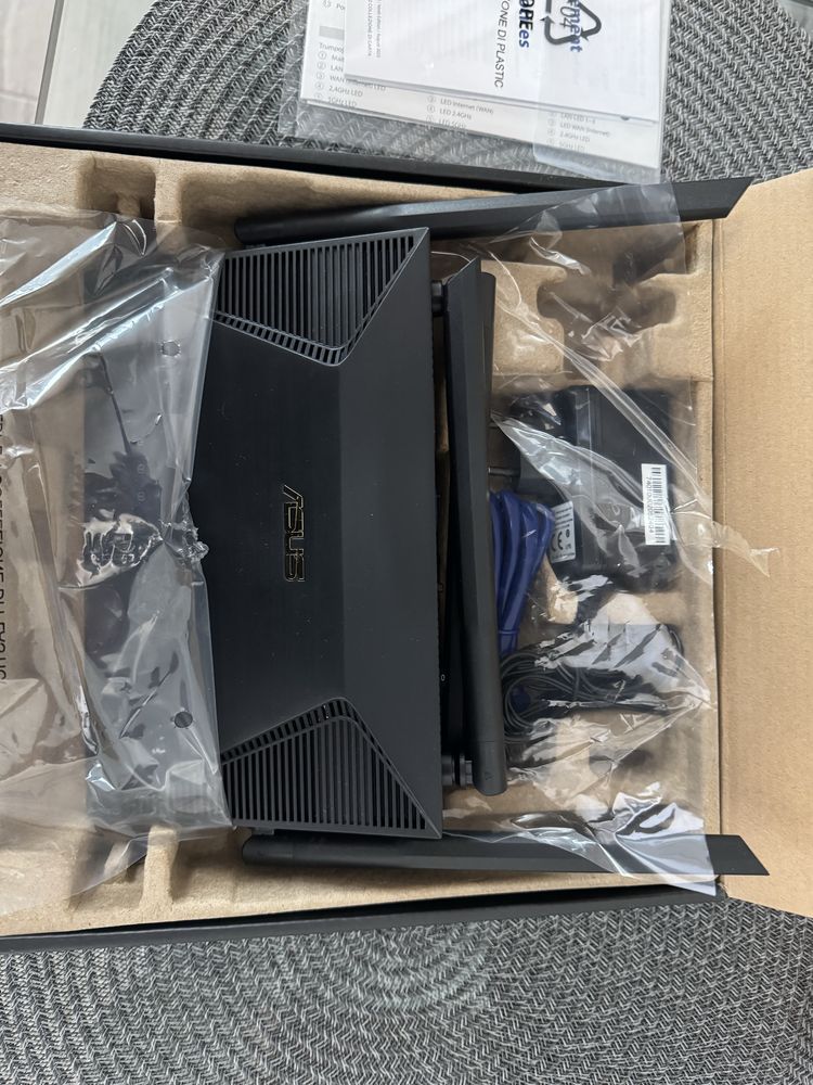 Wi-Fi роутер ASUS RT-AX53U AX1800