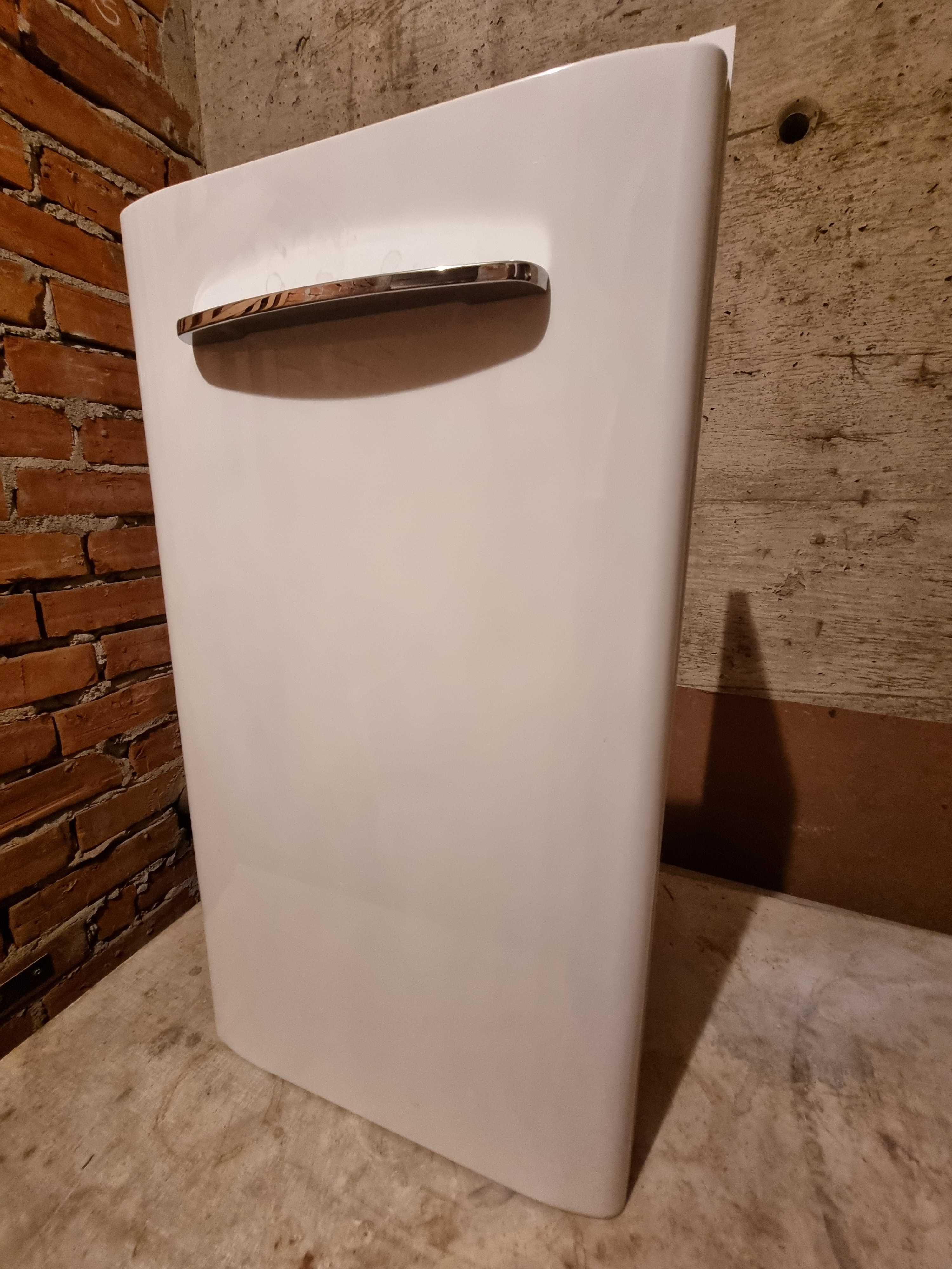 Wisząca szafka pod umywalkę