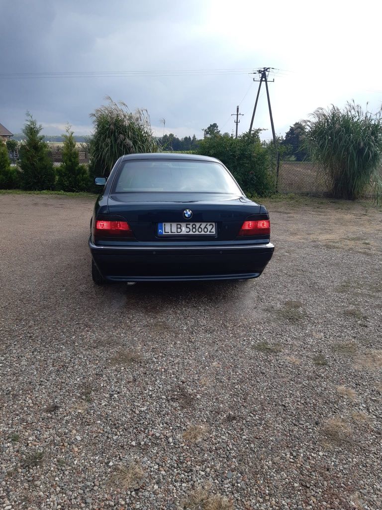 BMW 740i rok 1994