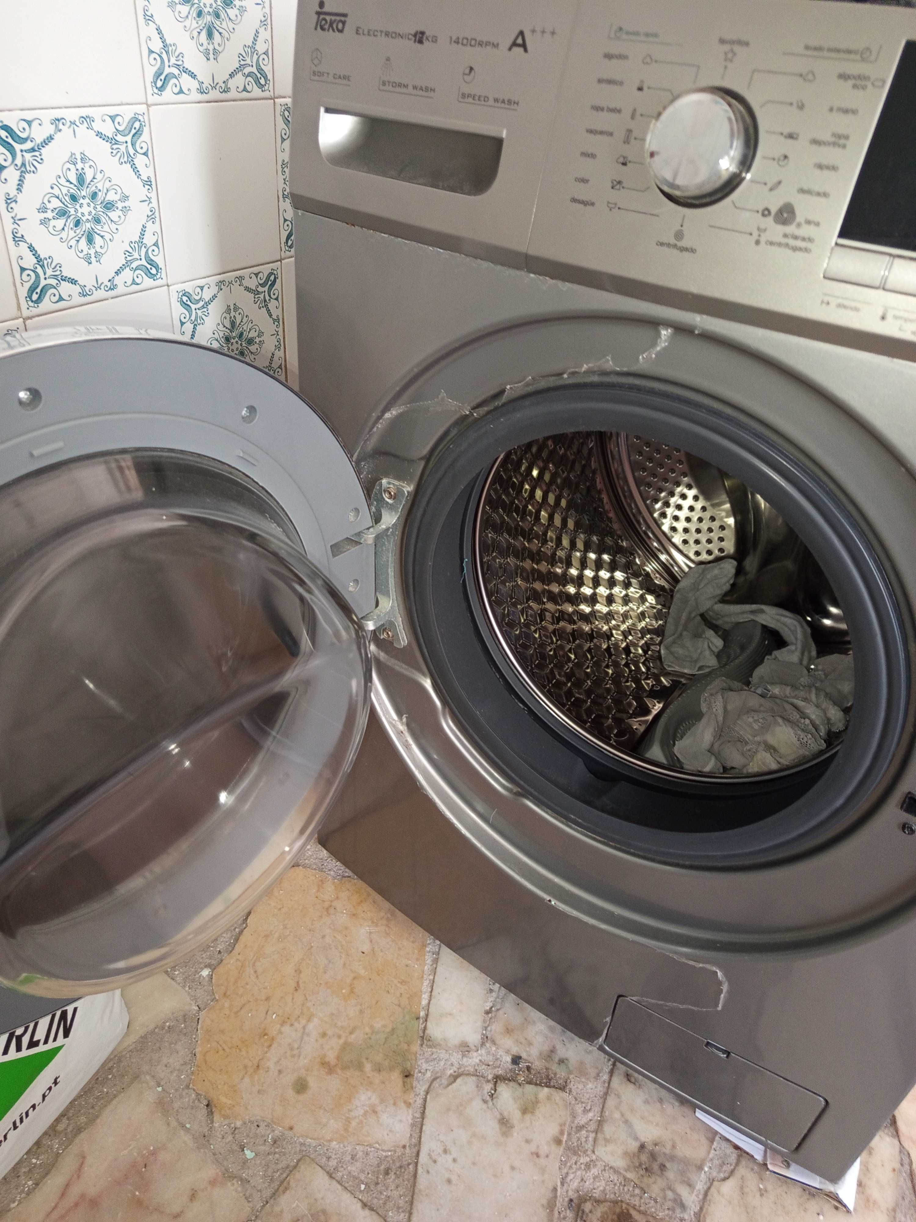Máquina de lavar roupa TEKA 12KG