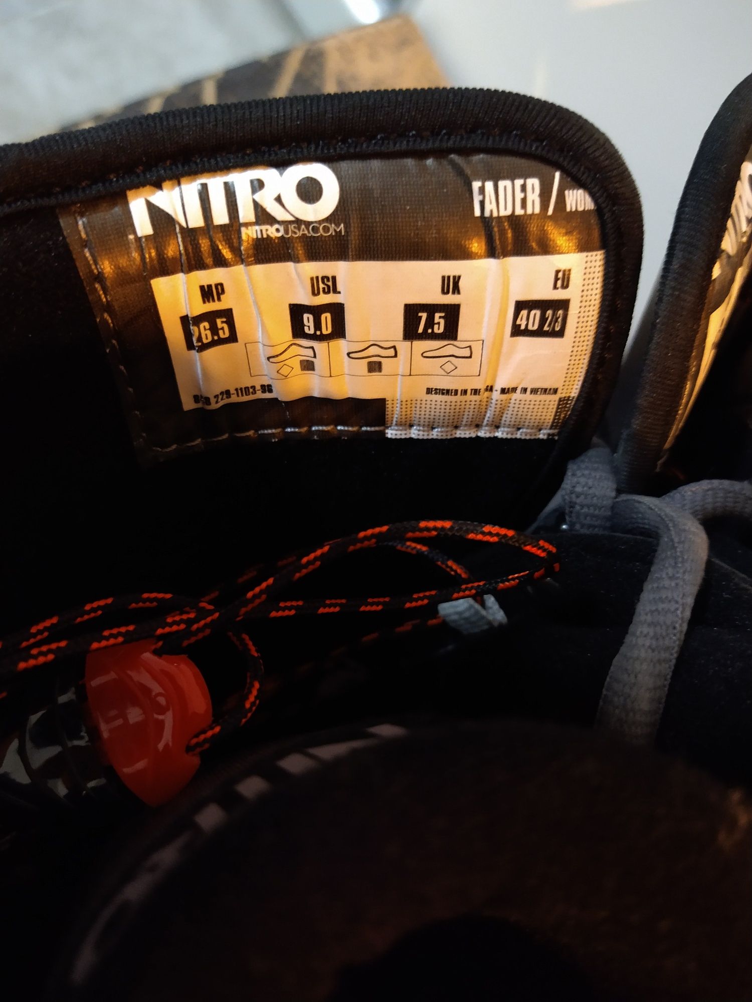 Buty snowboardowe Nitro Fader rozmiar 26.5