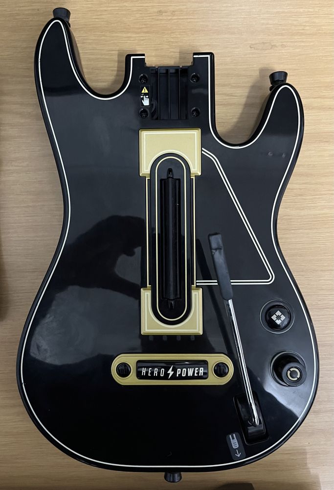 Guitar hero ps4 e jogo