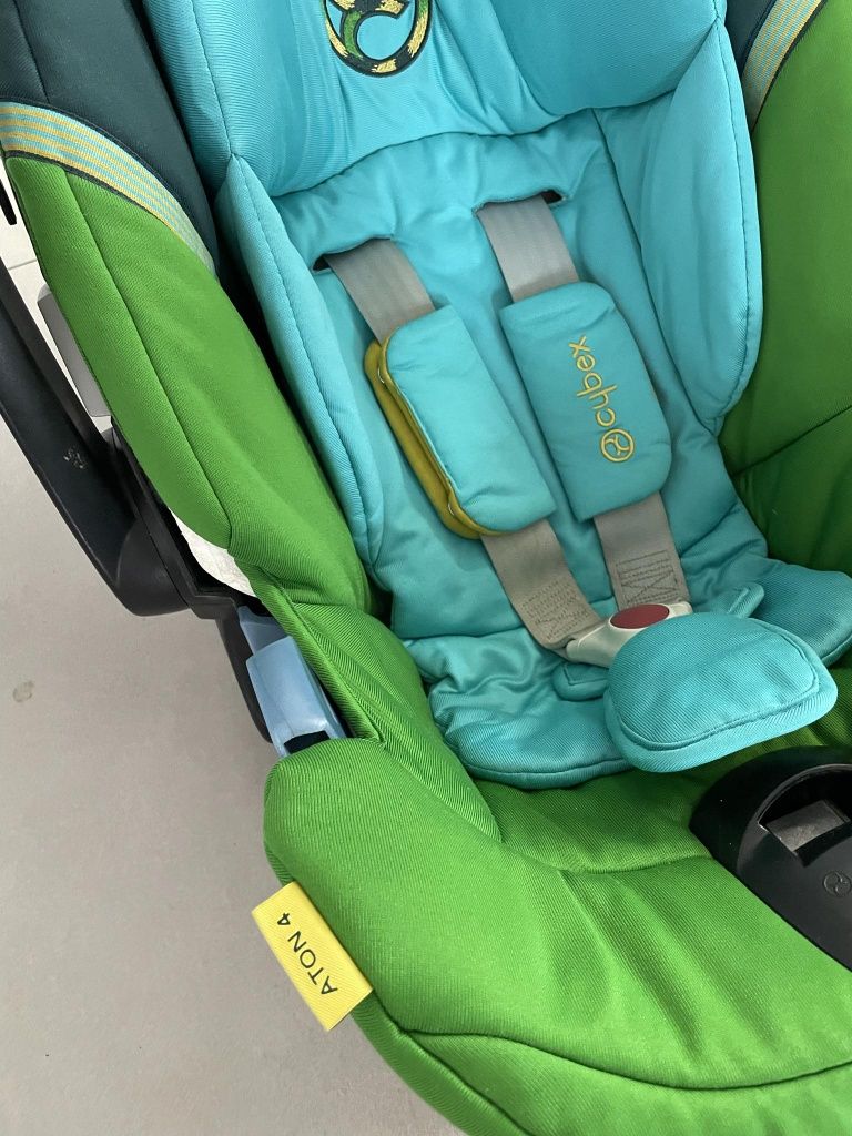 Fotelik samochodowy z bazą isofix Cybex Aton