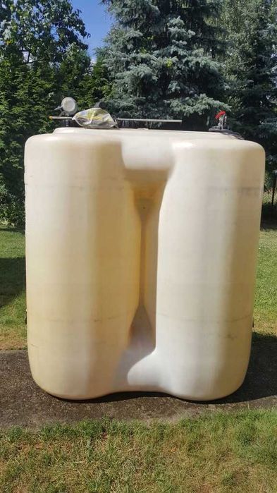 Zbiornik 1500l deszcziwka paliwo