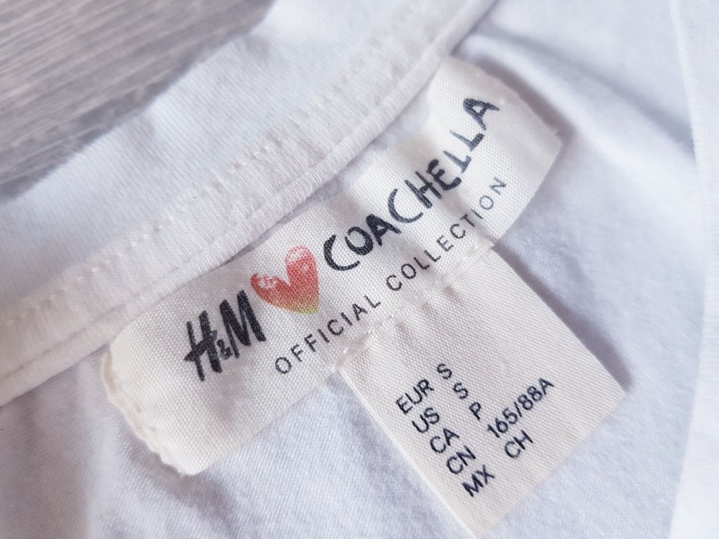 H&M Coachella limited edition YouTube top koszulka festiwal influencer