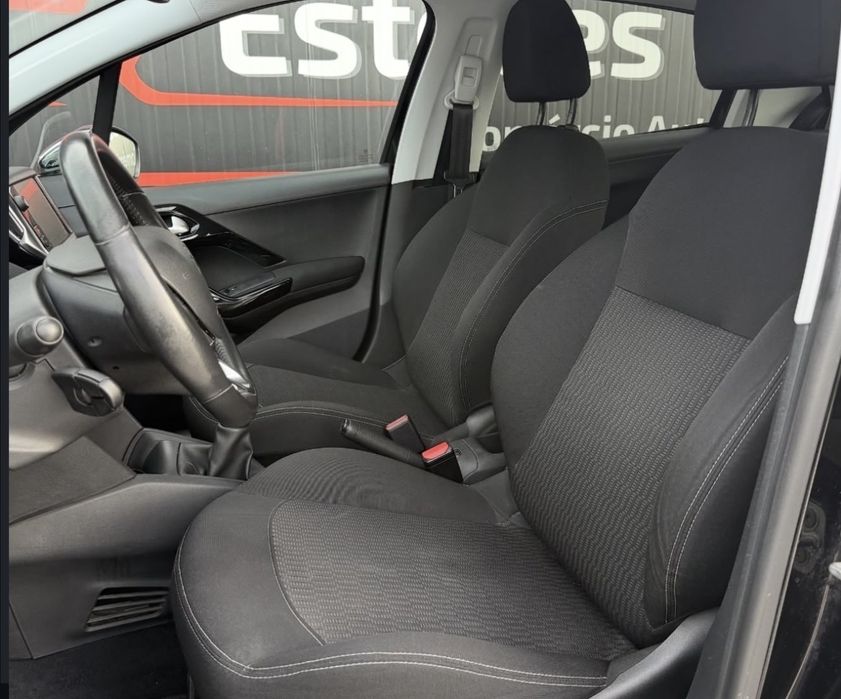 Peugeot 208 1.2 PureTech Style