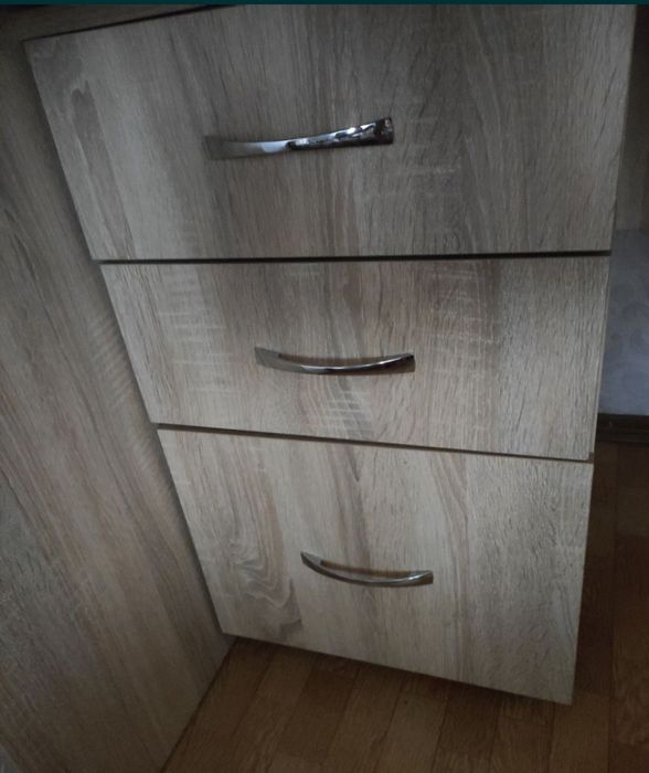 Ліжко дитяче , горище