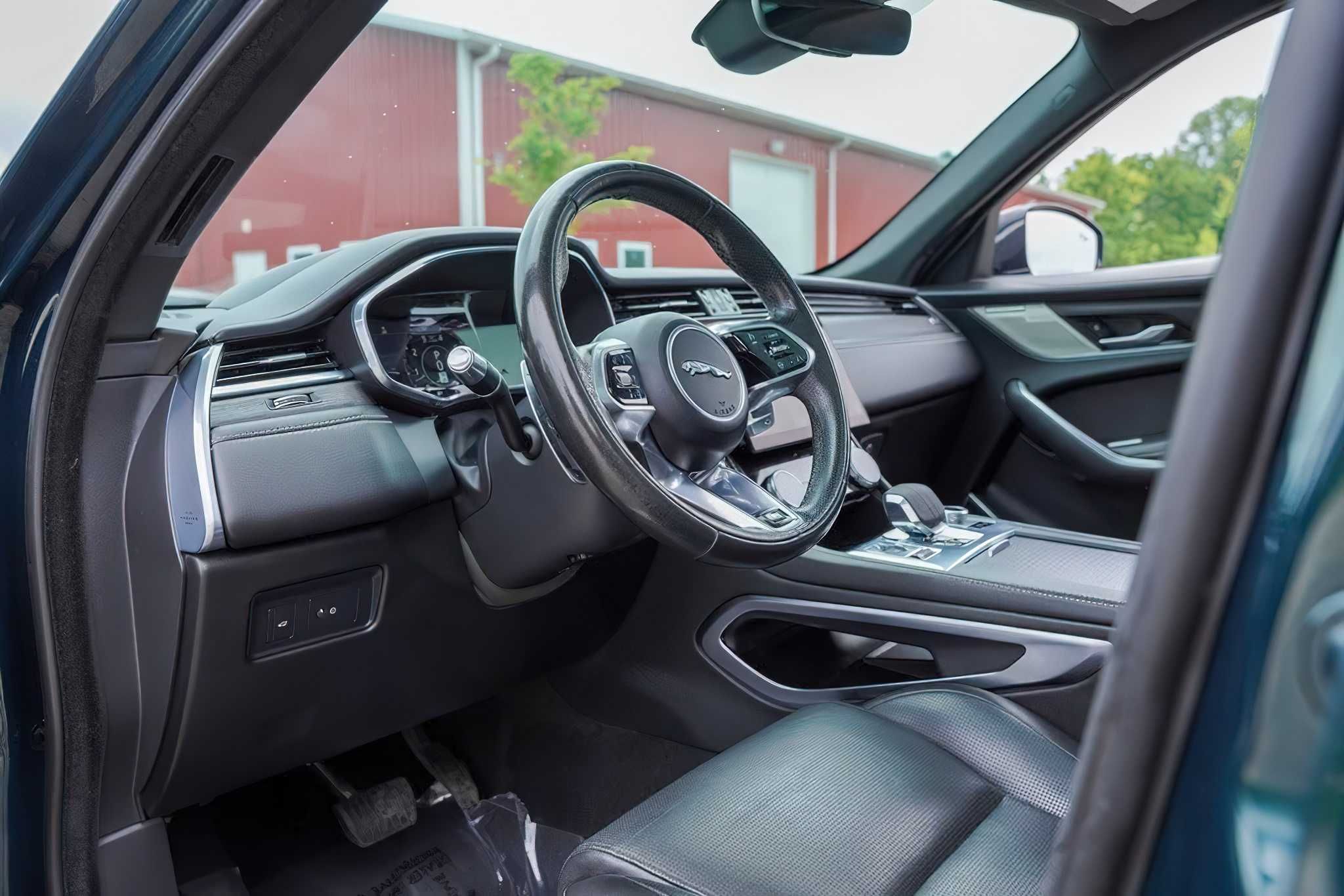 2021 Jaguar F-PACE P400 R-Dynamic S