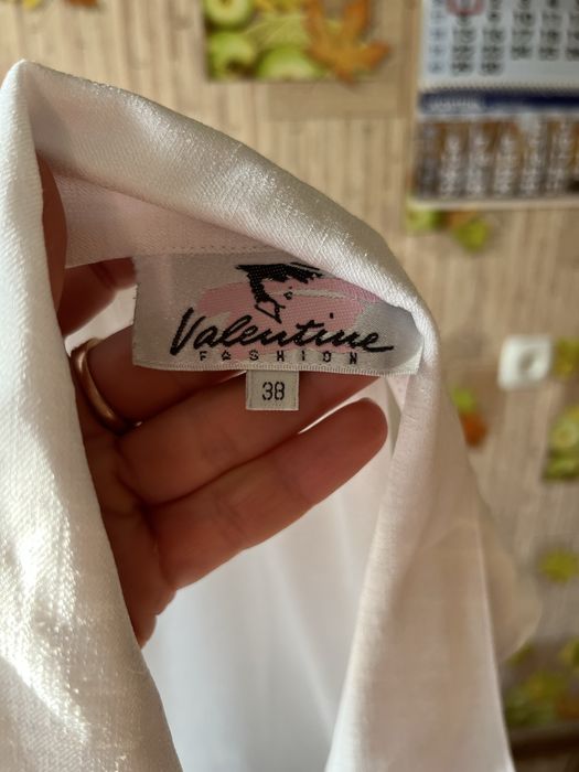 Легенький білий кардиган