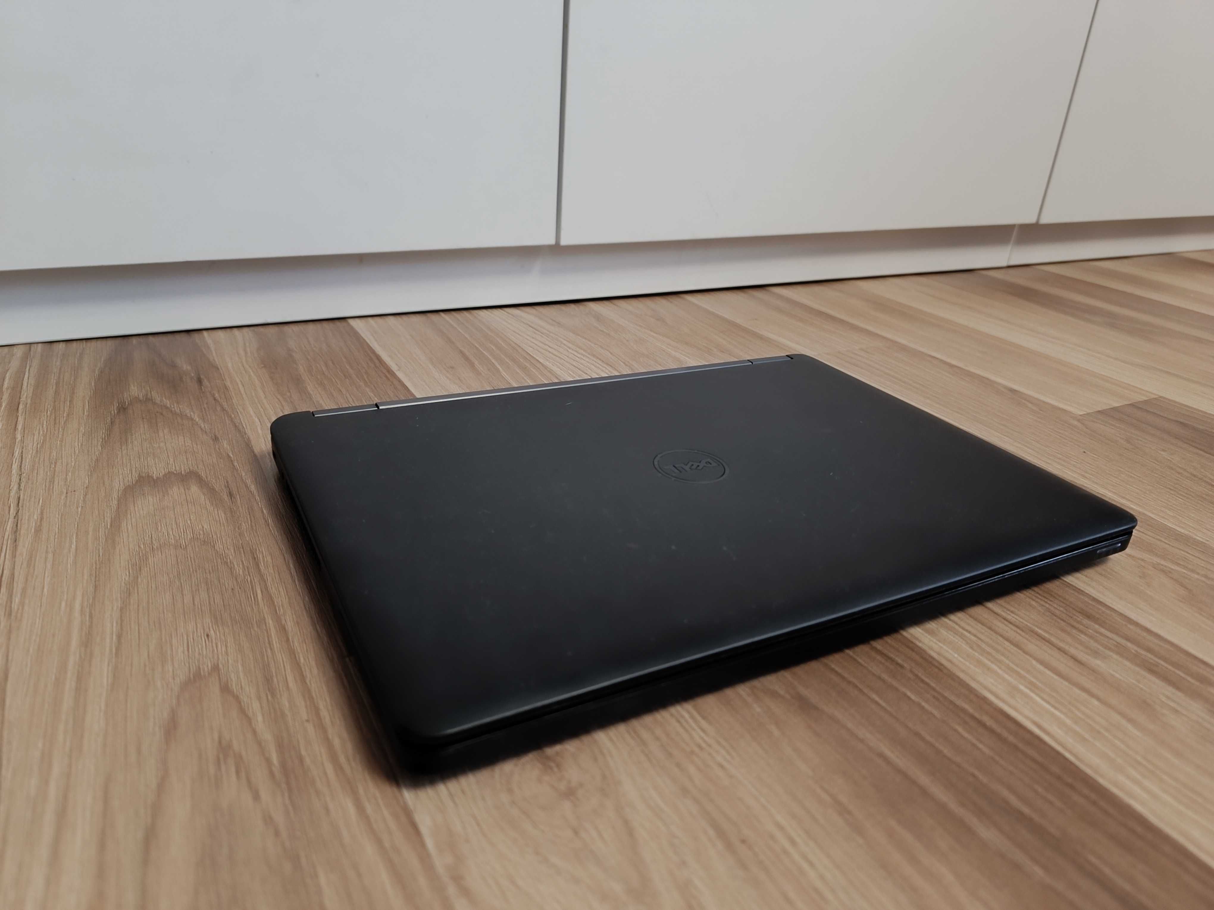 DELL Latitude 5450 i5 Win 10  SSD 256GB 8/16GB