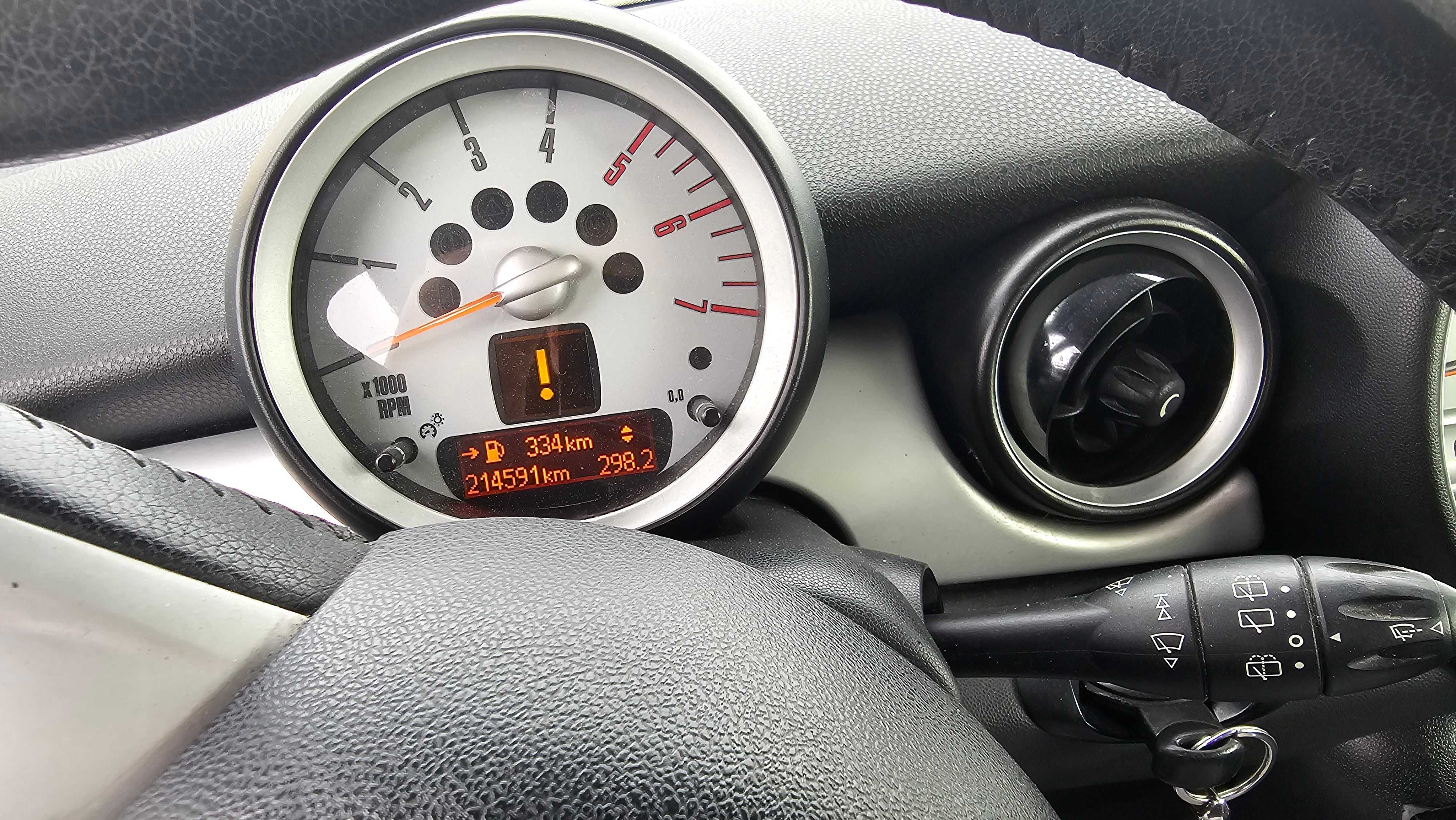 Mini Cooper D R56 (116cv)