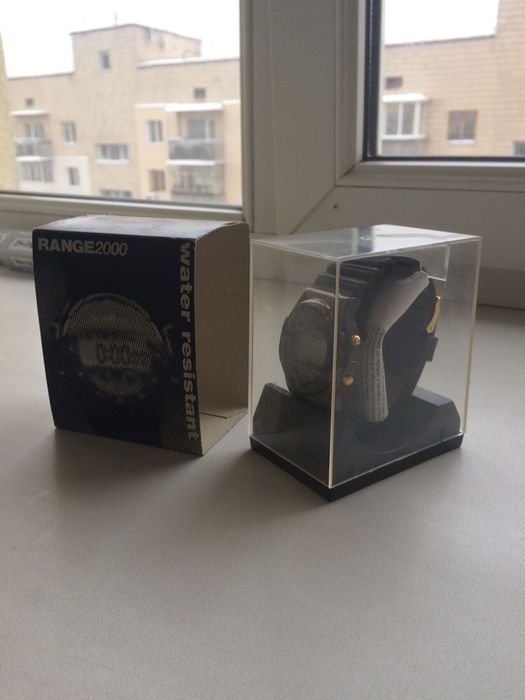 Продам Водонепроницаемые наручные часы Range 2000