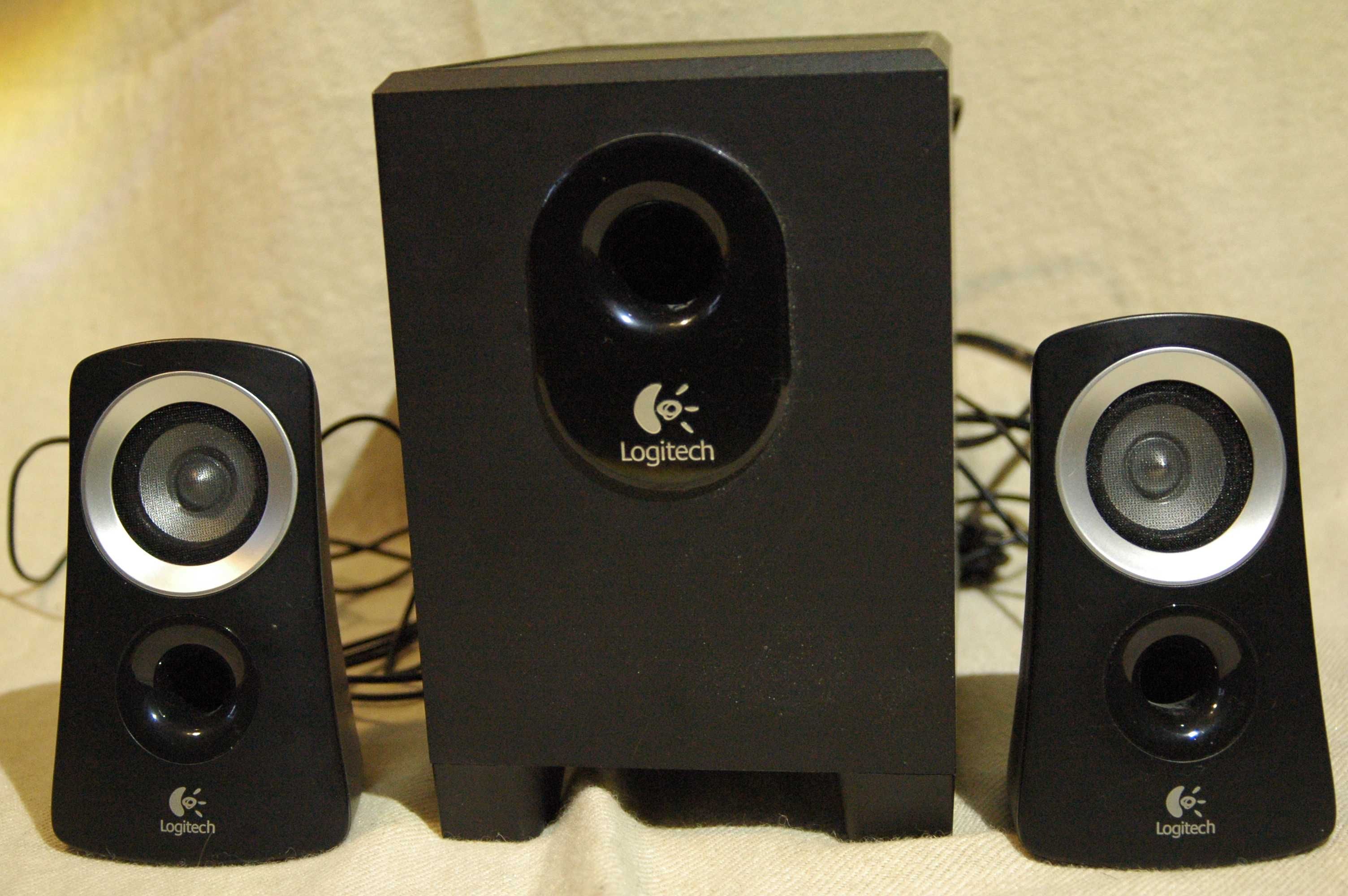 Акустична система Logitech Speaker System Z313