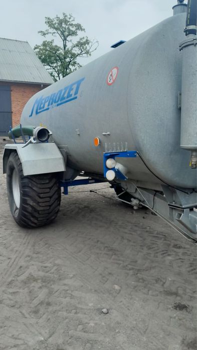 Wóz asenizacyjny meprozet