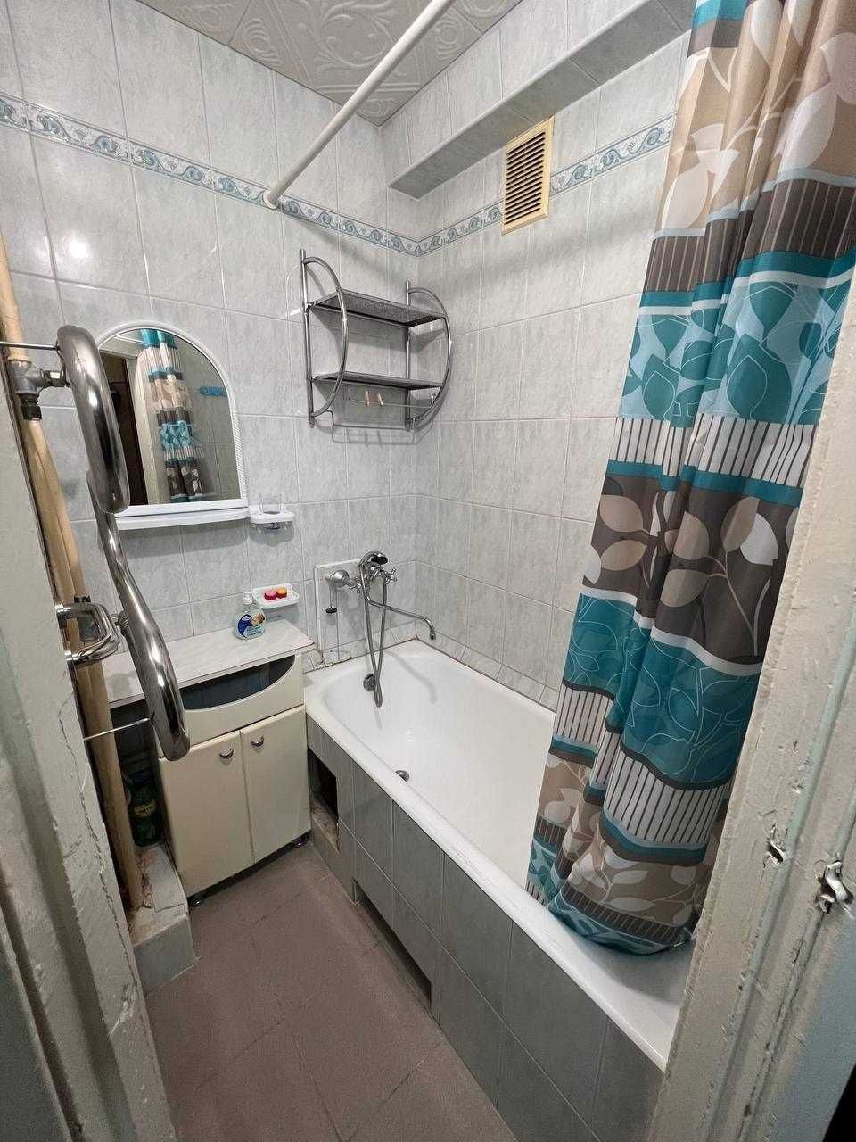 Продаж 2-кімнатної метро Лісова, вул.В.Іваниса (Матеюка)