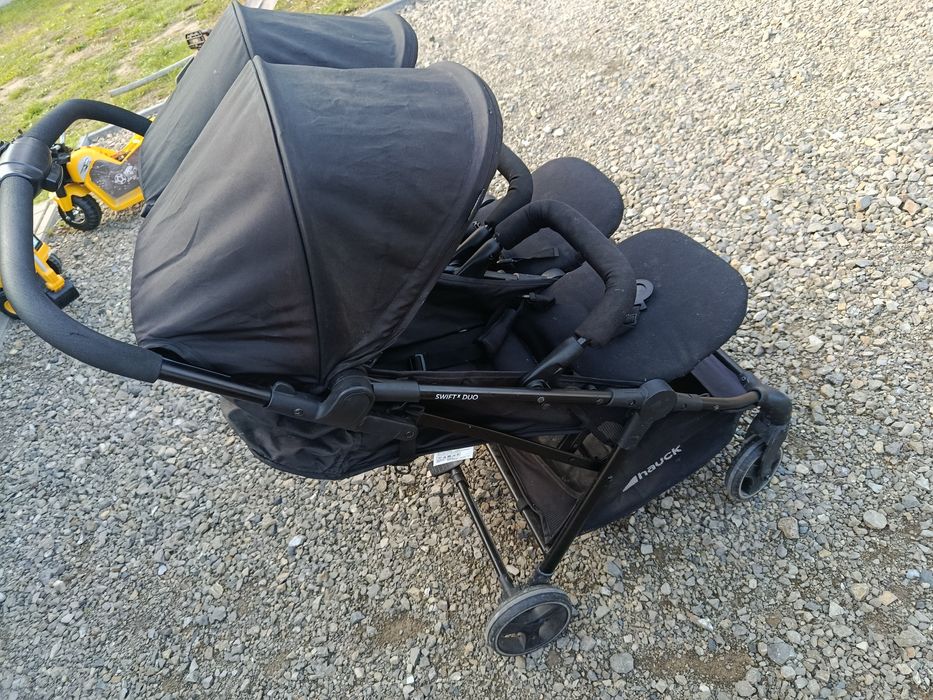 Wózek dla bliźniaków lub rok po roku czarny spacerówka