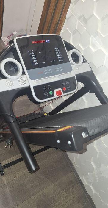 Компактна бігова доріжка